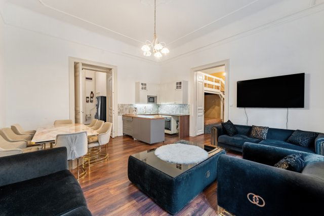 Eladó téglalakás, Budapesten, VII. kerületben 99.5 M Ft