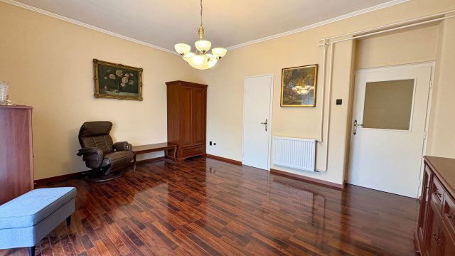 Eladó téglalakás, Debrecenben 83.5 M Ft, 3 szobás