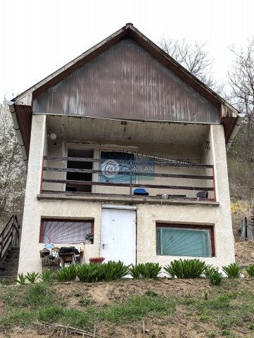 Eladó nyaraló, Kazincbarcikán 5.9 M Ft, 1 szobás