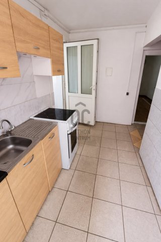 Eladó családi ház, Sárándon 16.9 M Ft, 2 szobás