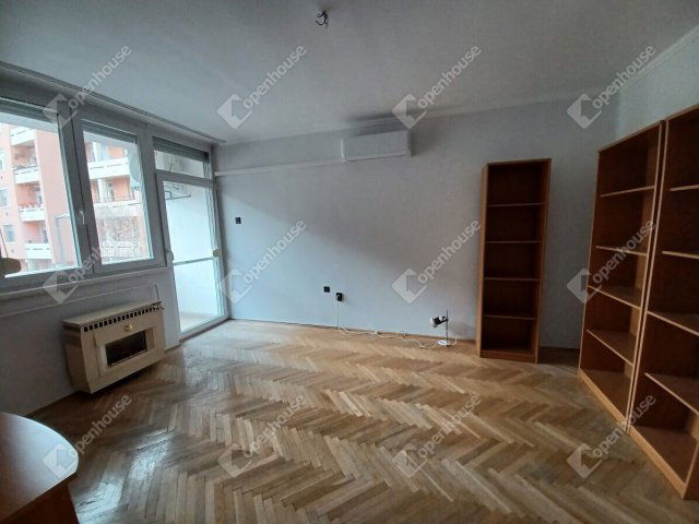 Eladó téglalakás, Debrecenben 53.9 M Ft, 2 szobás