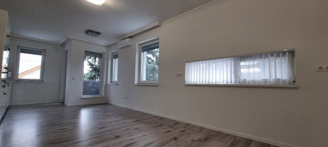 Eladó téglalakás, Érden 99 M Ft, 4 szobás