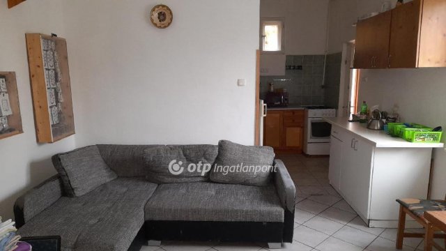 Eladó hotel, Sarudon 37.7 M Ft / költözzbe.hu