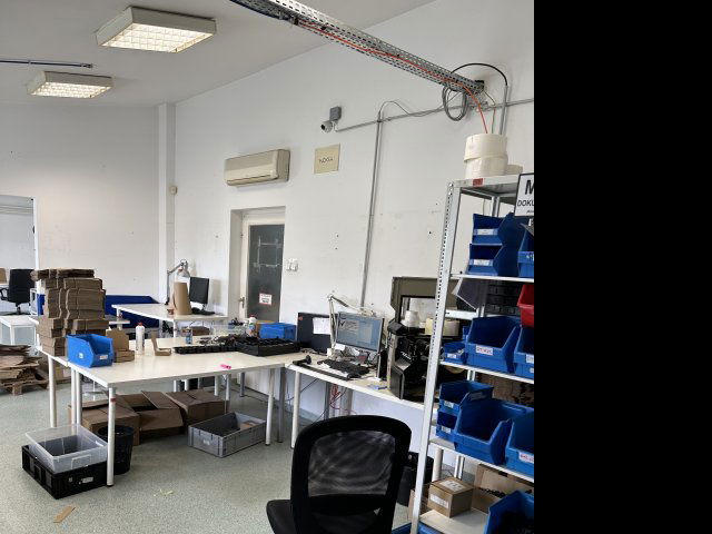 Kiadó ipari ingatlan, Budapesten, IV. kerületben, Széchenyi téren