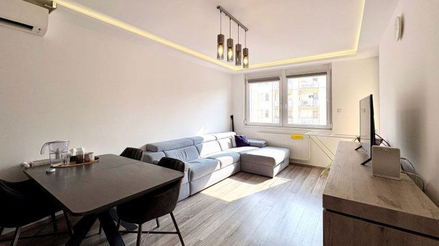 Kiadó téglalakás, albérlet, Debrecenben 455 E Ft / hó, 4 szobás