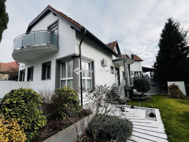 Eladó családi ház, Biatorbágyon 390 M Ft, 6 szobás