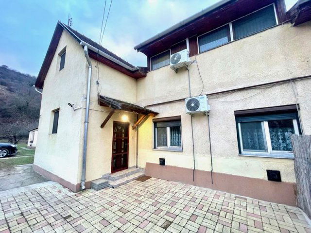 Eladó ikerház, Érden 63.9 M Ft, 5 szobás / költözzbe.hu