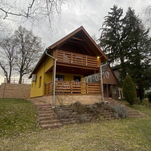 Eladó családi ház, Tatabányán 49.9 M Ft, 3 szobás