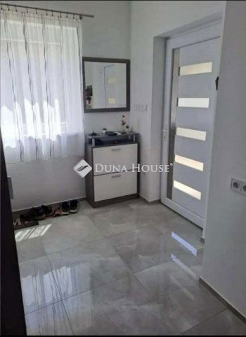 Eladó családi ház, Csornán 47.5 M Ft, 3 szobás