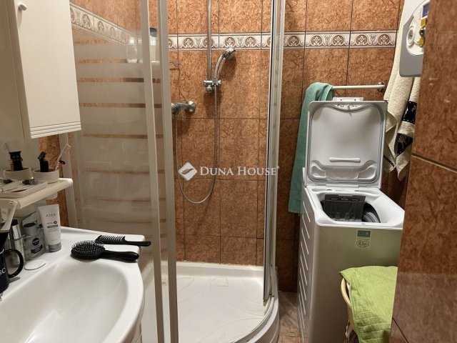 Eladó téglalakás, Szegeden 72.9 M Ft, 3 szobás