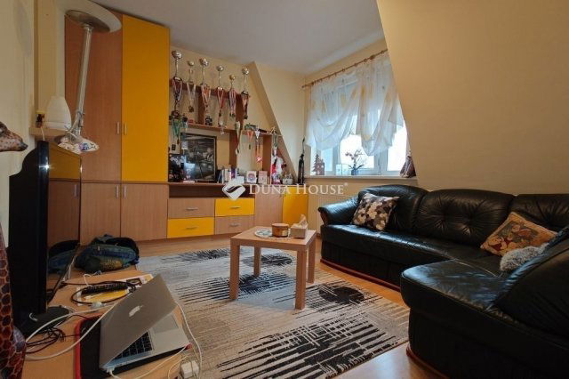 Eladó téglalakás, Kecskeméten 55 M Ft, 2 szobás