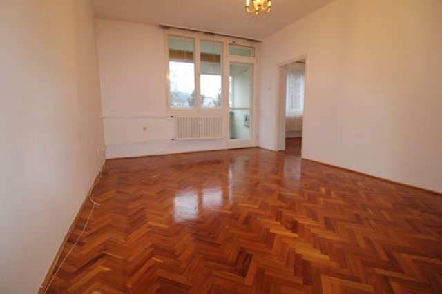 Eladó panellakás, Salgótarjánban 19.5 M Ft, 2 szobás