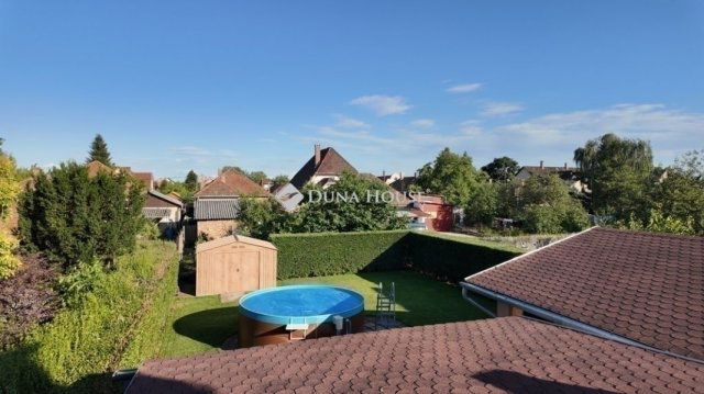 Eladó családi ház, Gyálon 129.99 M Ft, 6 szobás