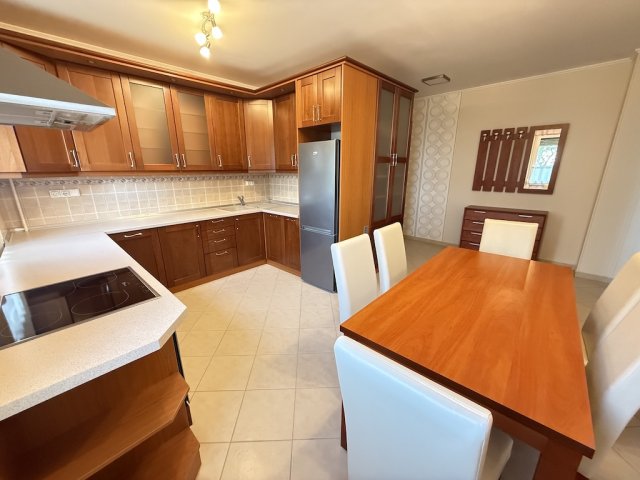 Kiadó panellakás, albérlet, Pakson 190 E Ft / hó, 2 szobás