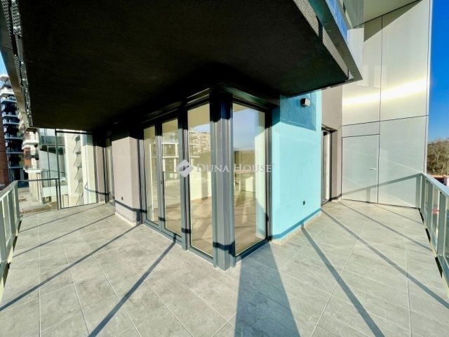 Eladó téglalakás, Budapesten, III. kerületben 104.9 M Ft