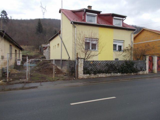 Eladó családi ház, Ózdon 22 M Ft, 5 szobás
