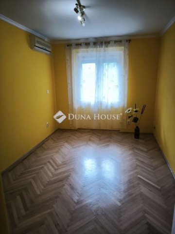 Kiadó téglalakás, albérlet, Győrött 150 E Ft / hó, 2 szobás
