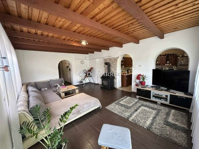 Eladó családi ház, Hernádon 87 M Ft, 5 szobás