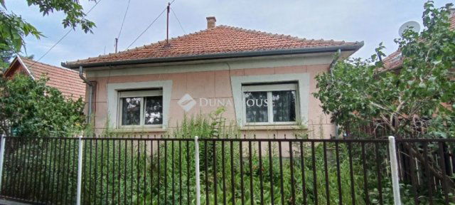 Eladó családi ház, Budapesten, XVII. kerületben 65 M Ft