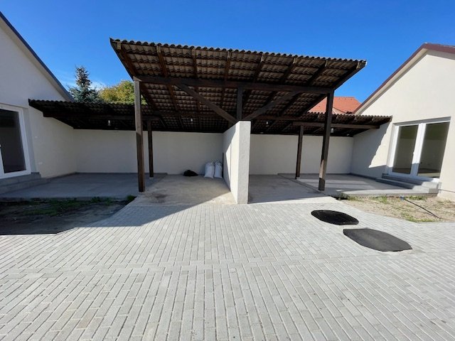 Kiadó ikerház, albérlet, Sződön 350 E Ft / hó, 4 szobás