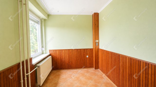 Eladó családi ház, Győrújbaráton 84.9 M Ft, 4 szobás