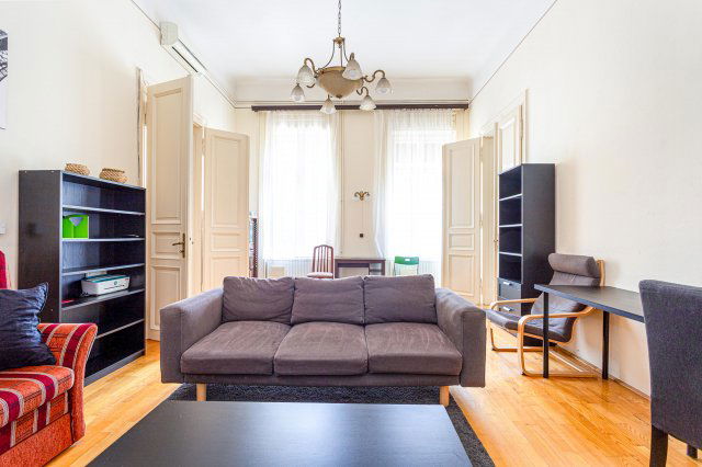 Kiadó téglalakás, albérlet, Budapesten, VII. kerületben