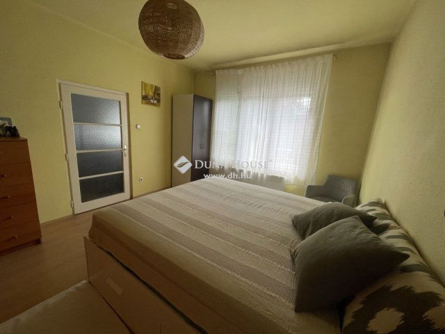 Eladó családi ház, Budapesten, XVIII. kerületben 109 M Ft