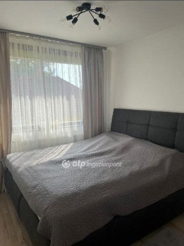 Eladó családi ház, Vonyarcvashegyen 149.9 M Ft, 7 szobás