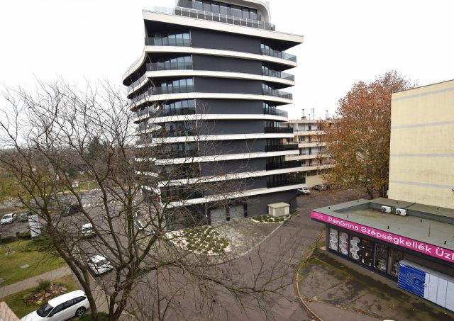 Kiadó téglalakás, albérlet, Debrecenben 260 E Ft / hó, 2 szobás