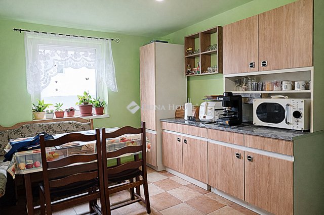 Eladó családi ház, Ongán 49.8 M Ft, 5 szobás