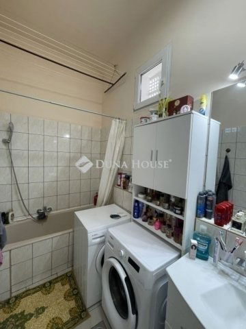 Eladó családi ház, Budapesten, XVIII. kerületben 129 M Ft