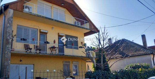 Eladó családi ház, Hévízen 115 M Ft, 4 szobás