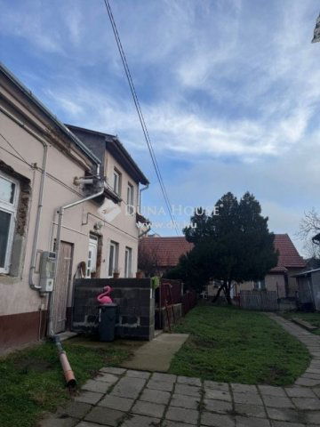 Eladó téglalakás, Debrecenben 59 M Ft, 2 szobás