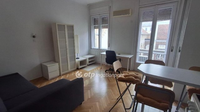 Kiadó téglalakás, albérlet, Budapesten, V. kerületben, 1 szobás