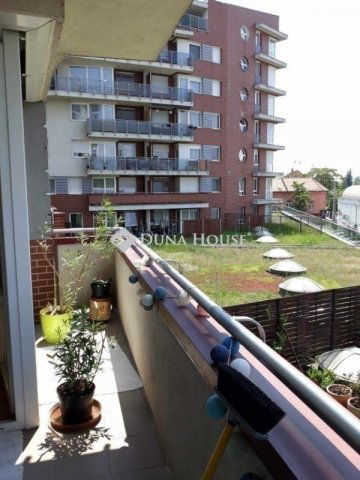 Eladó téglalakás, Budapesten, XXI. kerületben 86.6 M Ft