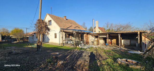 Eladó családi ház, Enyingen 34 M Ft, 6 szobás