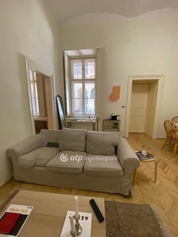 Eladó téglalakás, Budapesten, V. kerületben 99 M Ft, 2 szobás