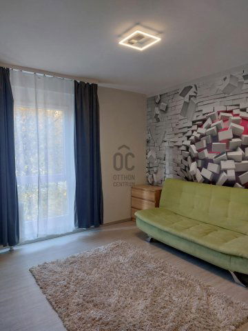 Eladó panellakás, Szekszárdon, Alisca utcában 38.8 M Ft