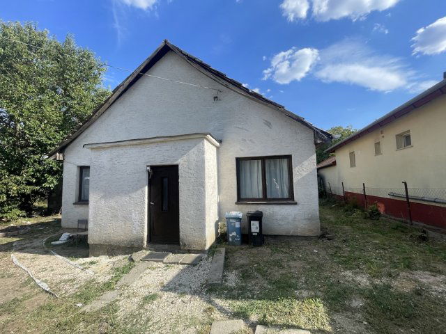 Eladó családi ház, Törökbálinton 69.9 M Ft, 3 szobás