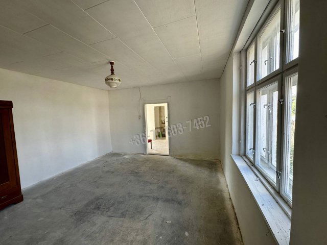 Eladó családi ház, Szécsényen 8.9 M Ft, 2 szobás