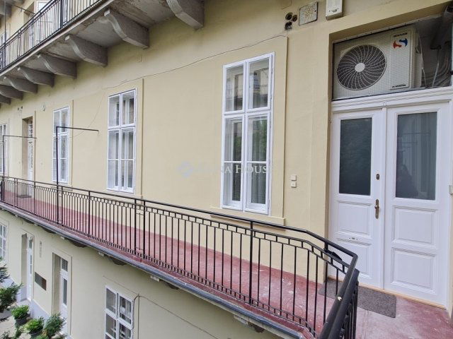 Eladó téglalakás, Budapesten, V. kerületben 344 M Ft, 4 szobás