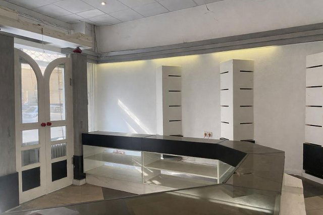 Kiadó üzlethelyiség, VIII. kerületben, Népszínház utcában