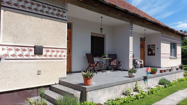 Eladó családi ház, Szigetszentmiklóson 99.9 M Ft, 4 szobás