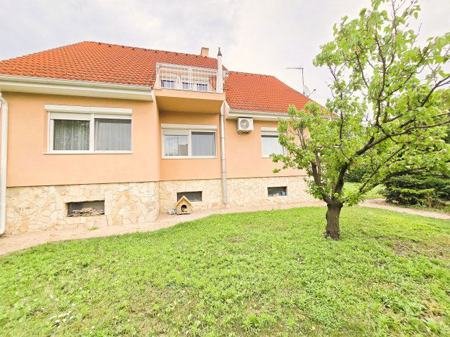 Eladó családi ház, Dunavarsányban 127 M Ft, 6 szobás