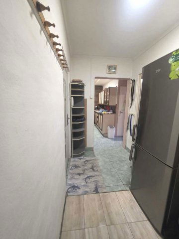 Eladó panellakás, Dunaújvárosban 29.9 M Ft, 2 szobás