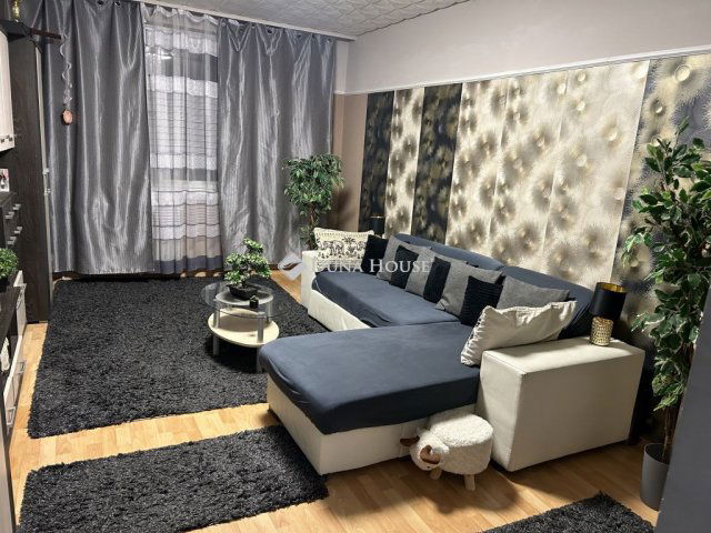 Eladó panellakás, Miskolcon, Középszer utcában 34.5 M Ft