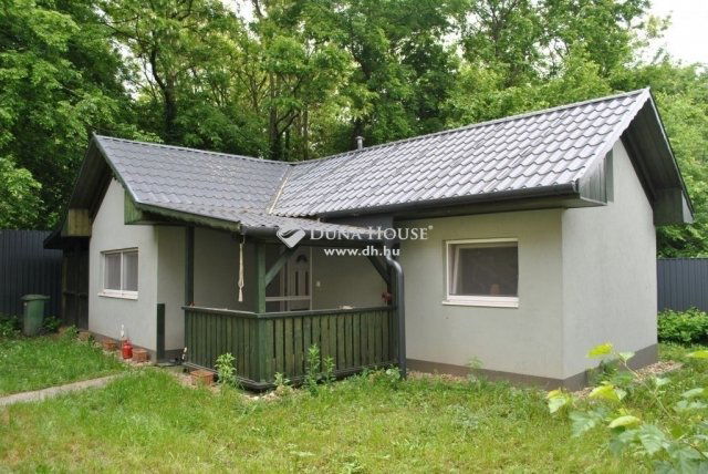 Eladó családi ház, Budapesten, XVIII. kerületben 64.9 M Ft