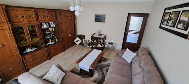 Eladó családi ház, Budaörsön 199 M Ft, 7 szobás