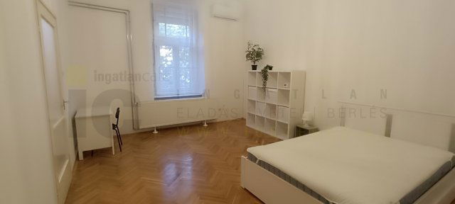 Kiadó téglalakás, albérlet, Szegeden 220 E Ft / hó, 2 szobás