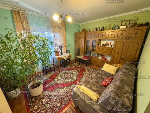 Eladó családi ház, Érden 83 M Ft, 3 szobás